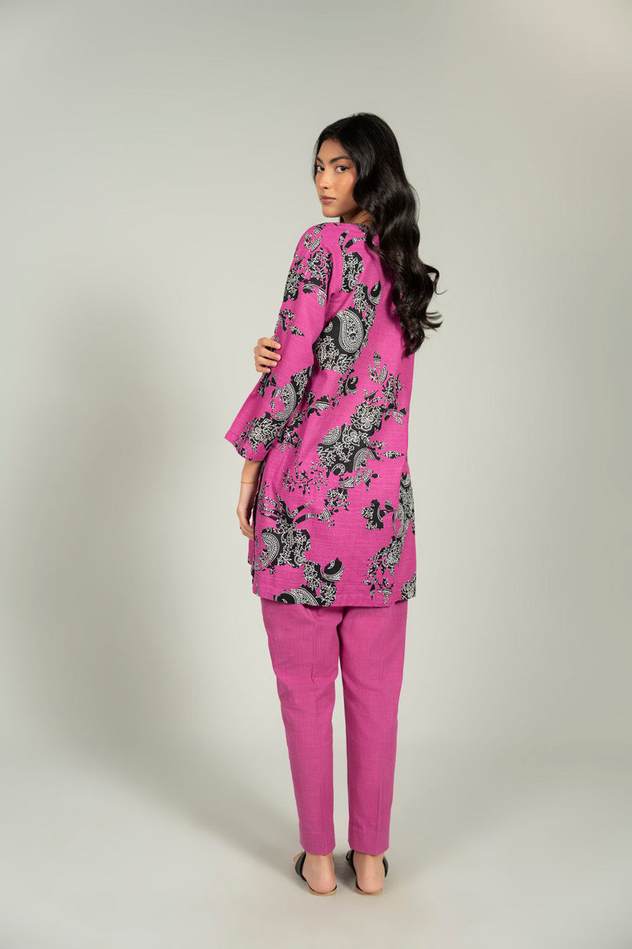 Khaddar Printed Shirt Elegant Classic Wardrobe - Pehnaawaa