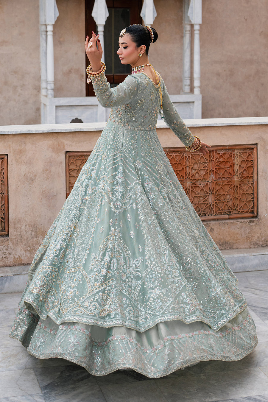 Saleha - Pehnaawaa