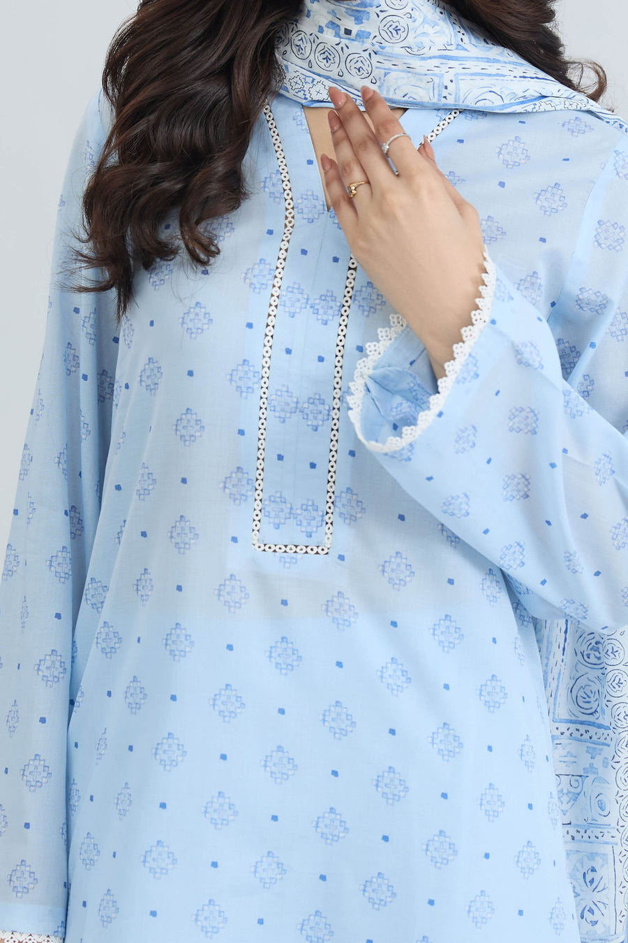 LAWN | EMBROIDERED - Pehnaawaa