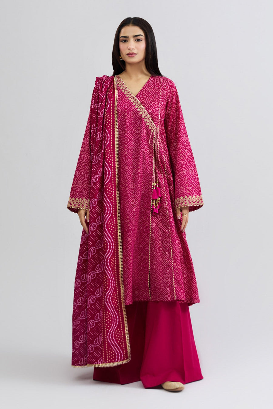 LAWN | EMBROIDERED - Pehnaawaa