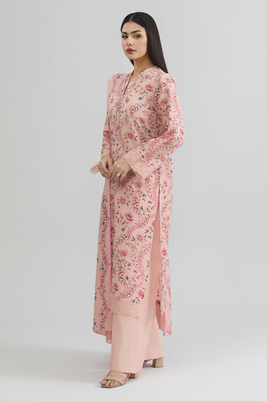 LAWN | EMBROIDERED - Pehnaawaa