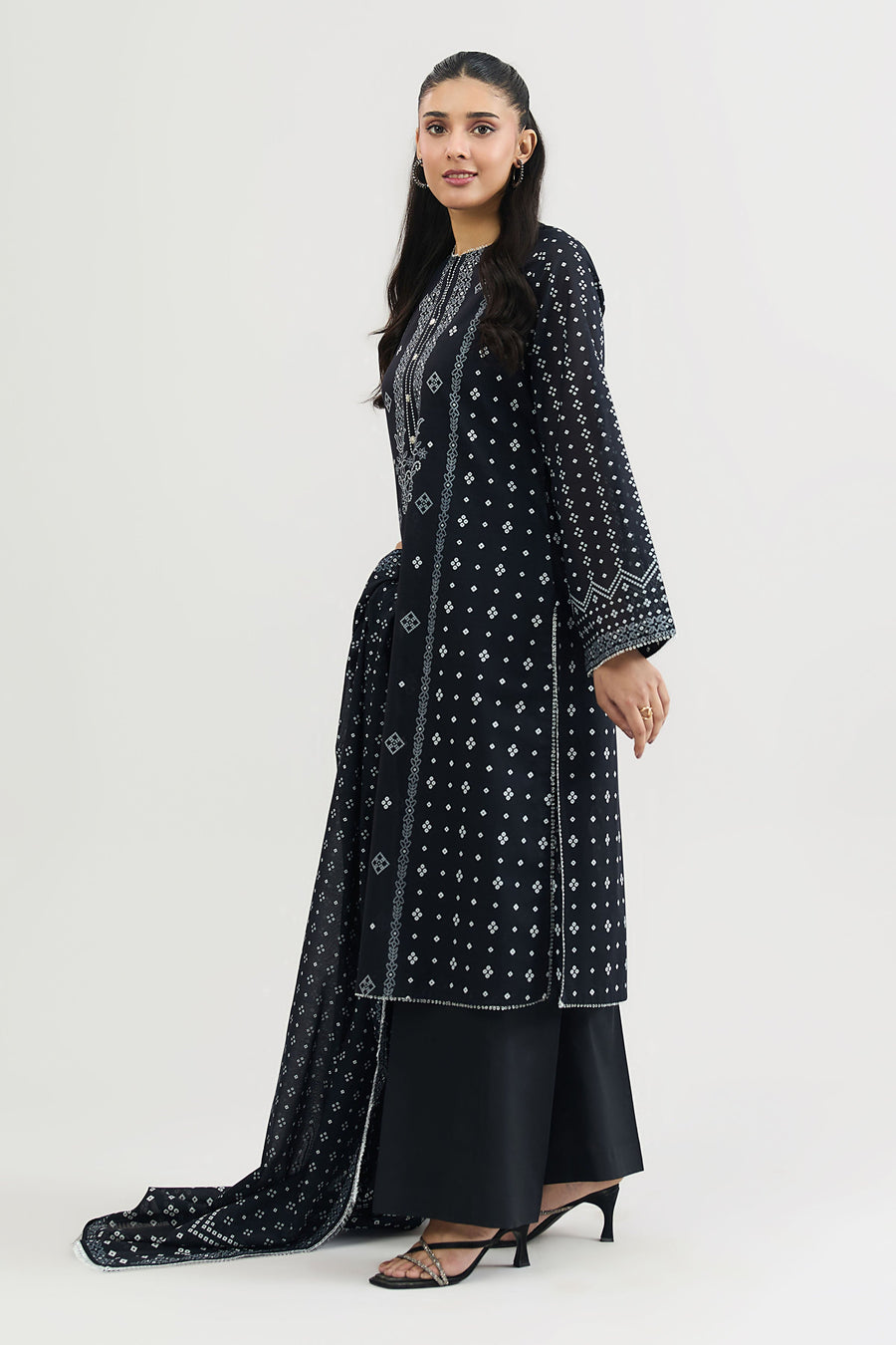 LAWN | PRINTED - Pehnaawaa