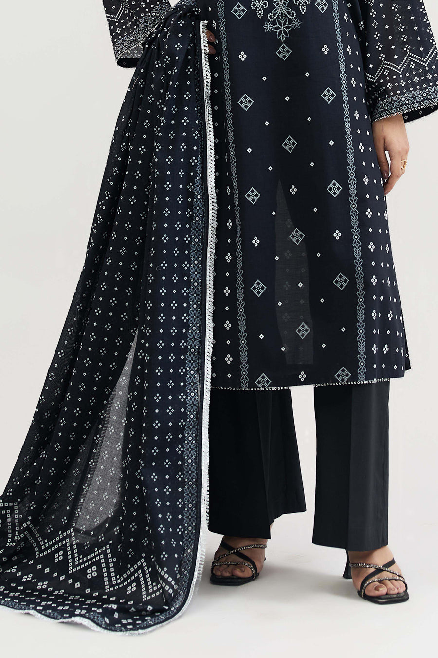 LAWN | PRINTED - Pehnaawaa