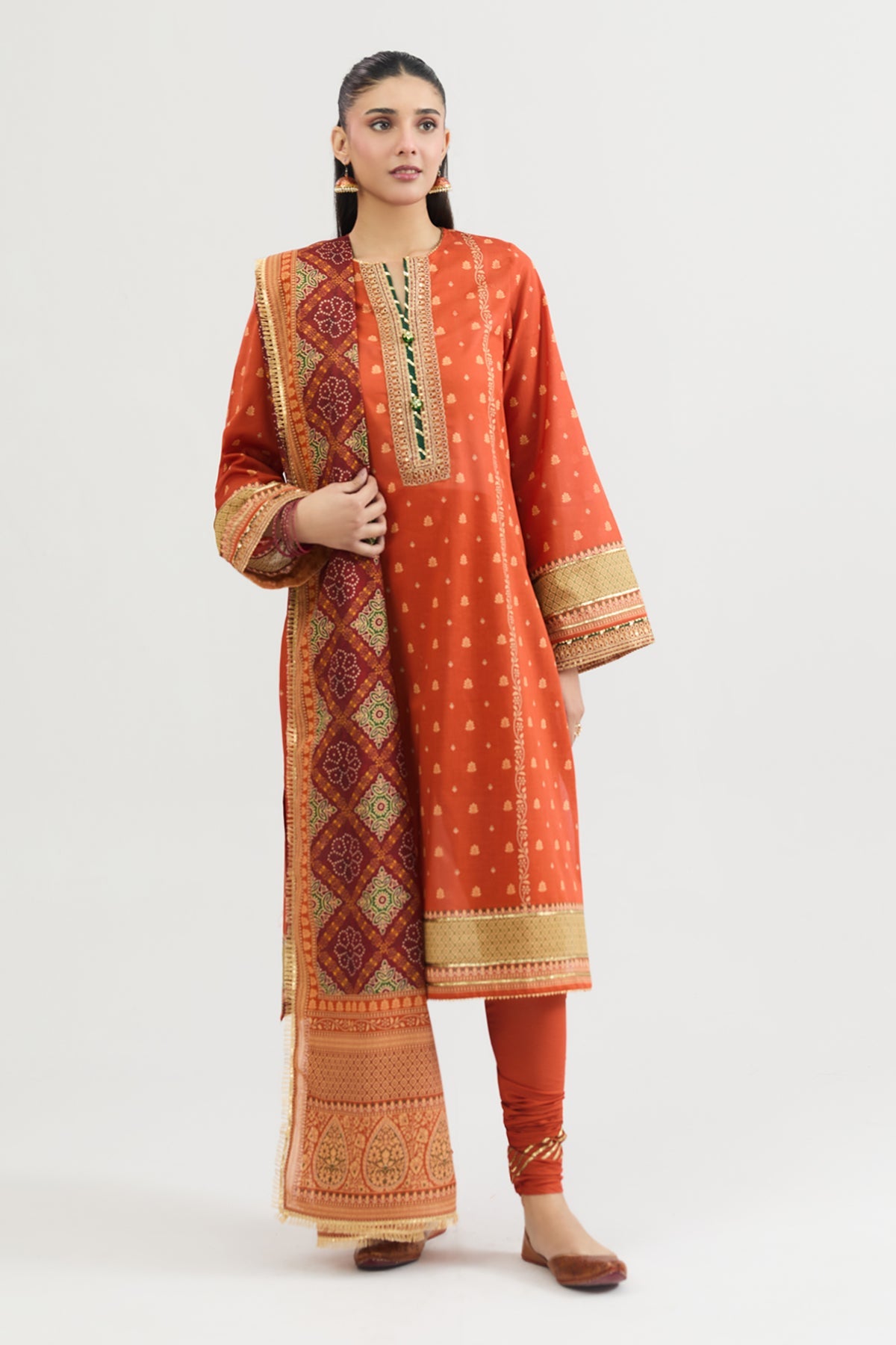 LAWN | EMBROIDERED