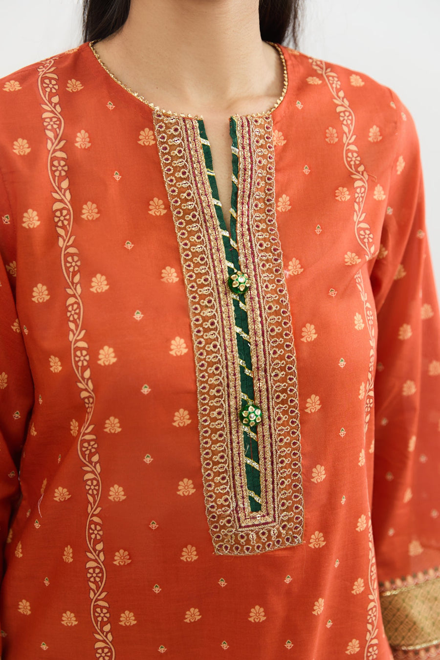 LAWN | EMBROIDERED - Pehnaawaa