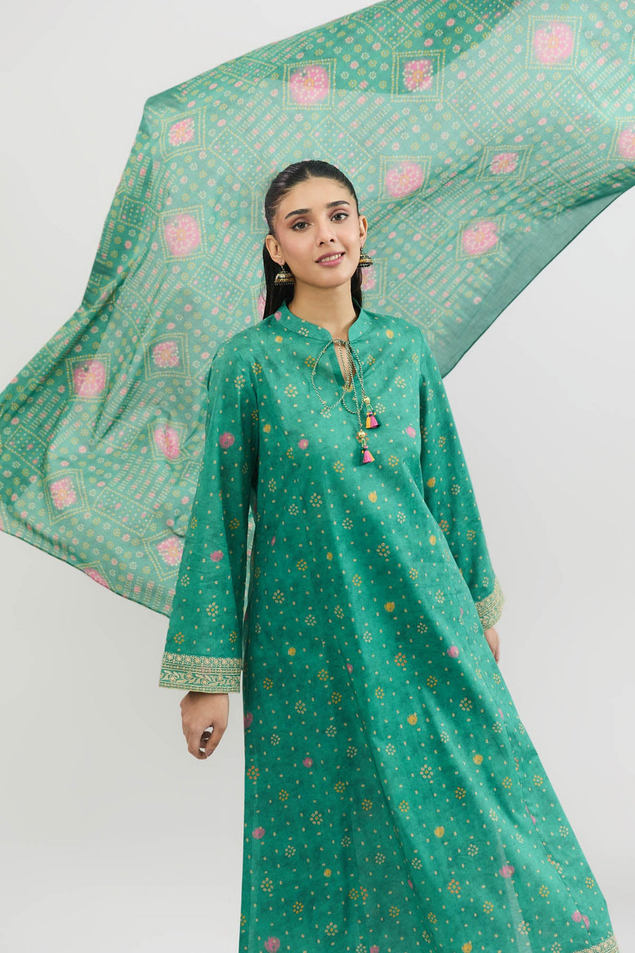 LAWN | EMBROIDERED - Pehnaawaa