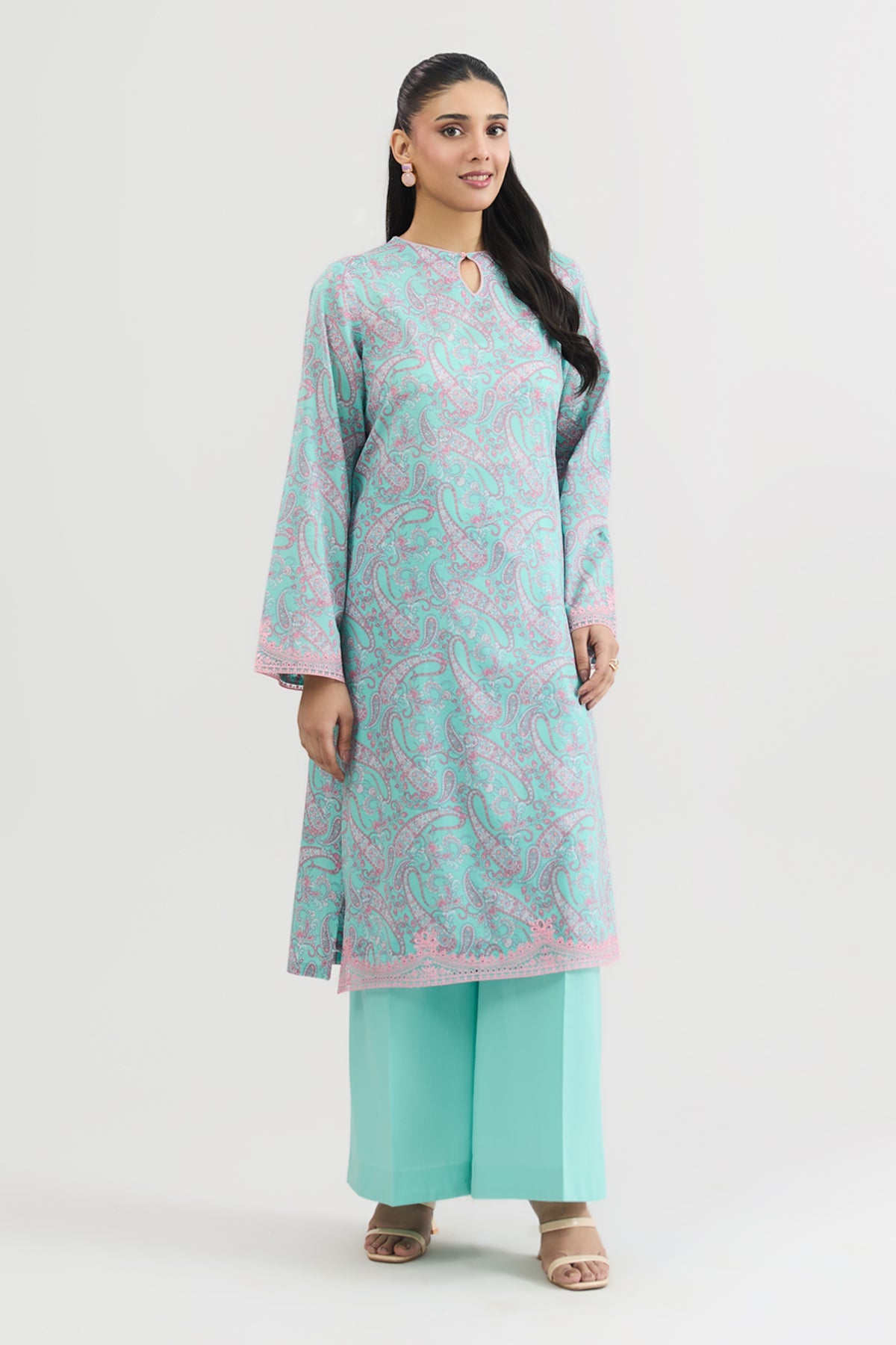 LAWN | EMBROIDERED