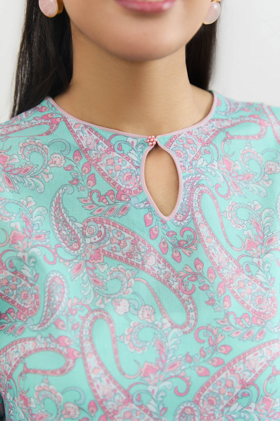 LAWN | EMBROIDERED - Pehnaawaa