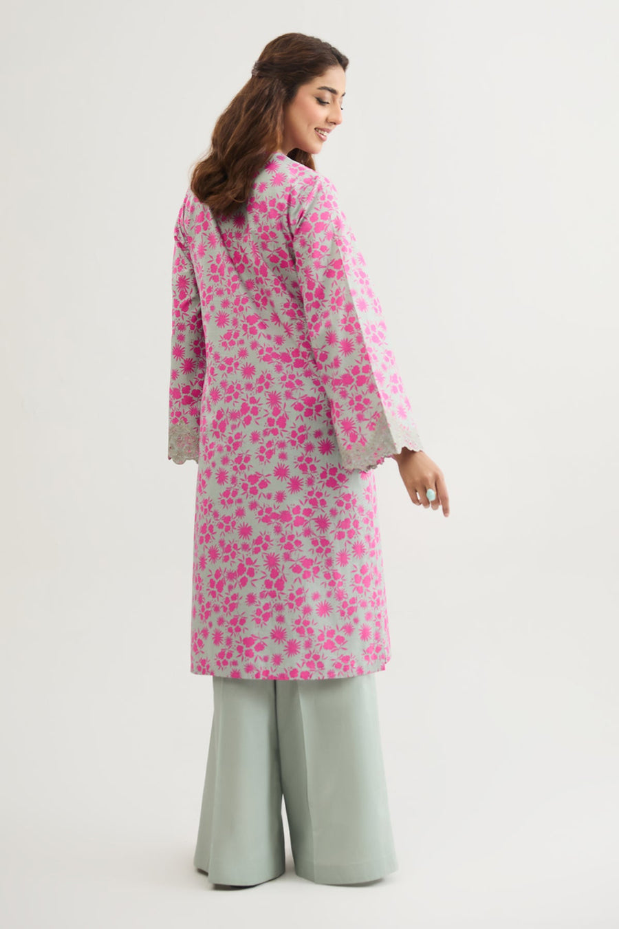 LAWN | EMBROIDERED - Pehnaawaa