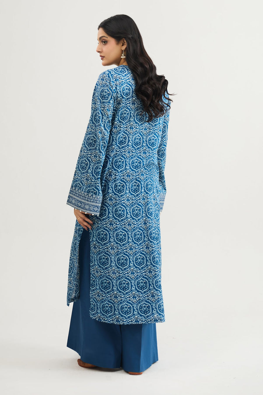 LAWN | EMBROIDERED - Pehnaawaa