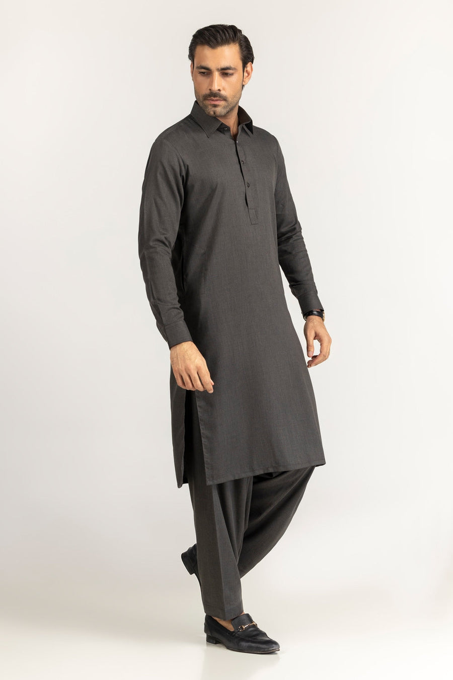 Off-White Cotton 2-Piece Kurta Set | Collar Placket
