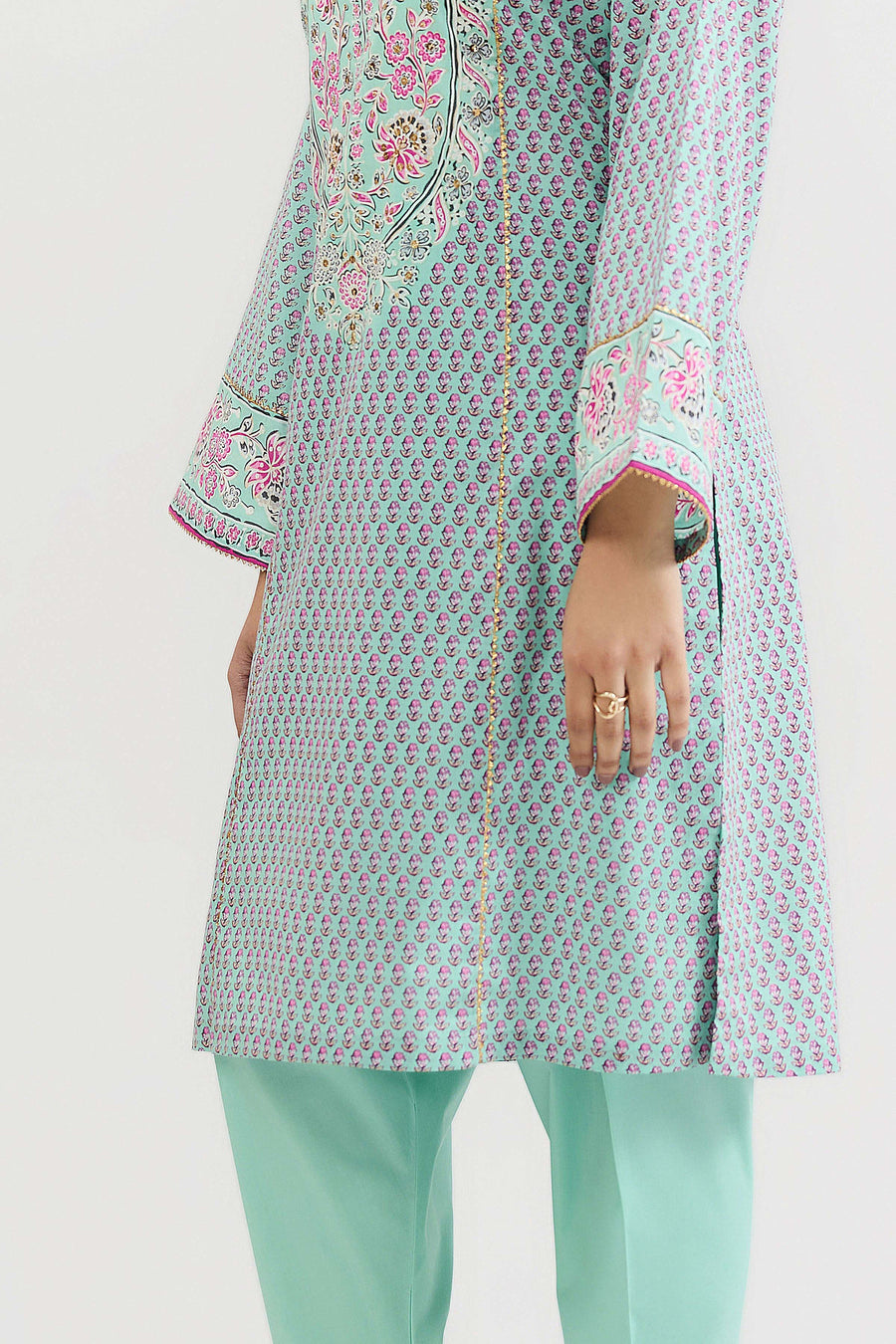 LAWN | PRINTED - Pehnaawaa