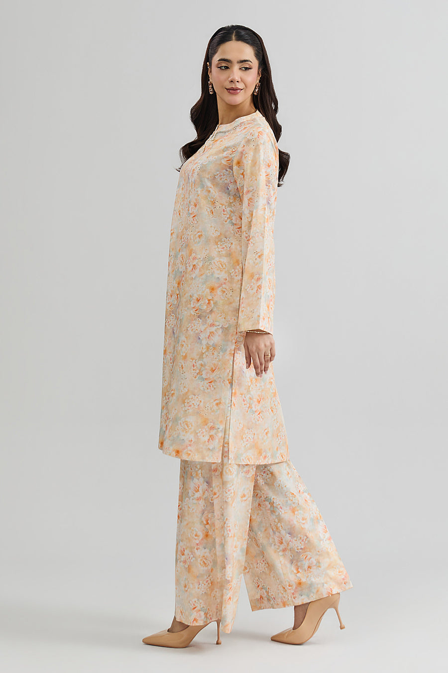LAWN | EMBROIDERED - Pehnaawaa