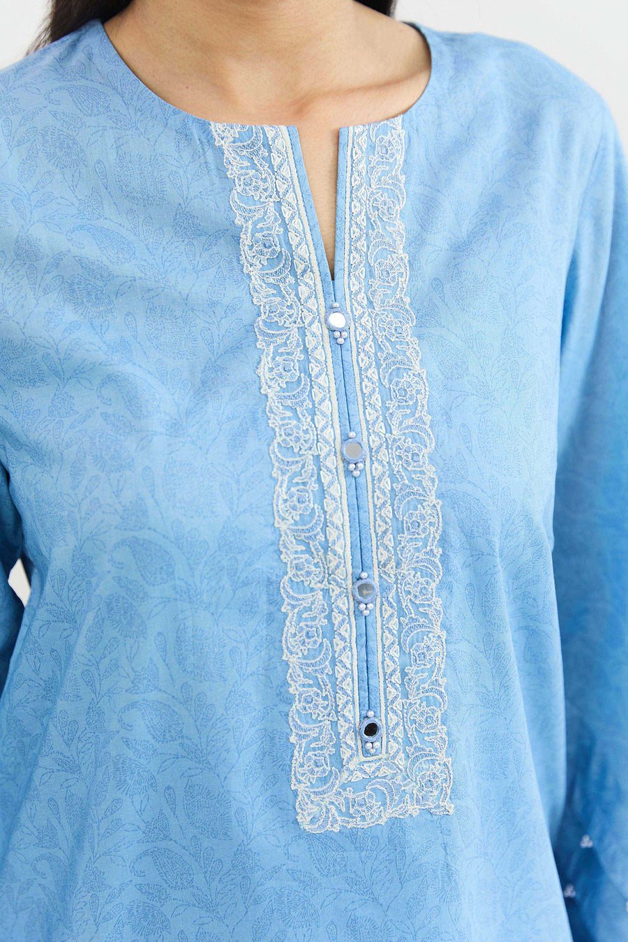 LAWN | EMBROIDERED - Pehnaawaa