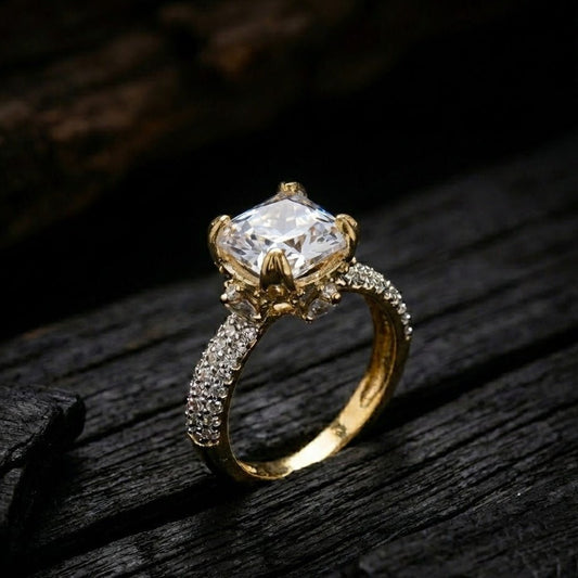 Cubic Zircons Ring With Gold Polish - Pehnaawaa