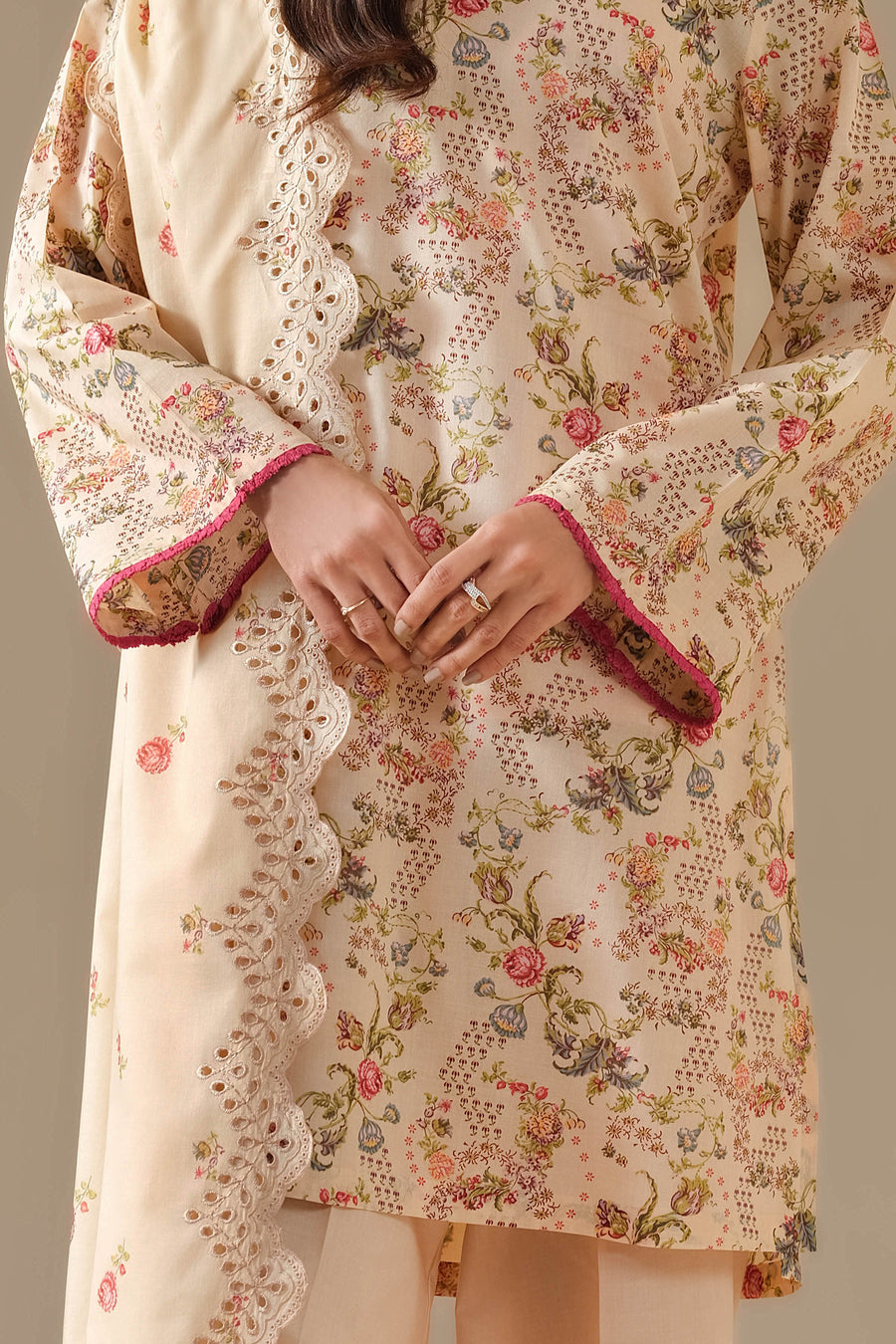 LAWN | EMBROIDERED - Pehnaawaa
