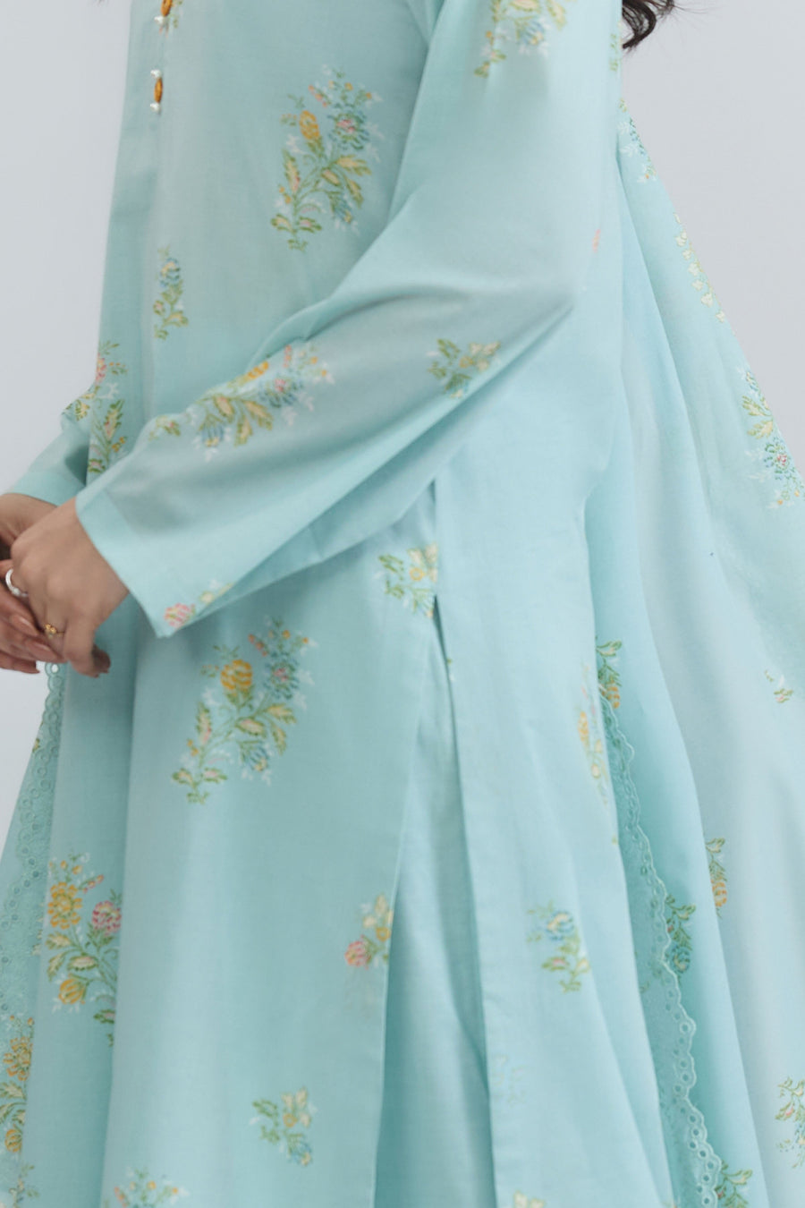 LAWN | EMBROIDERED - Pehnaawaa