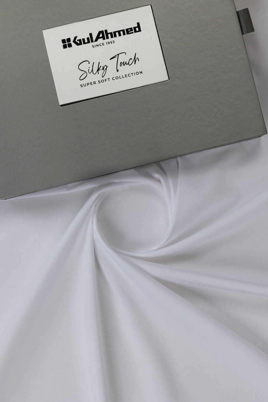 Ivory Cotton Chiffon 3-Piece Salwar Kameez | Flowing Dupatta
