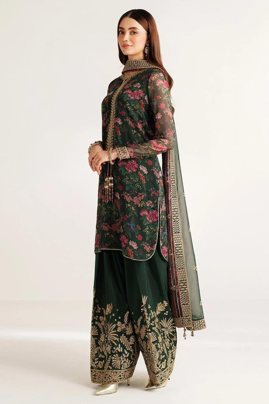 Pakistani Salwar Kameez: Dark Green Chiffon - Gold Embroidery