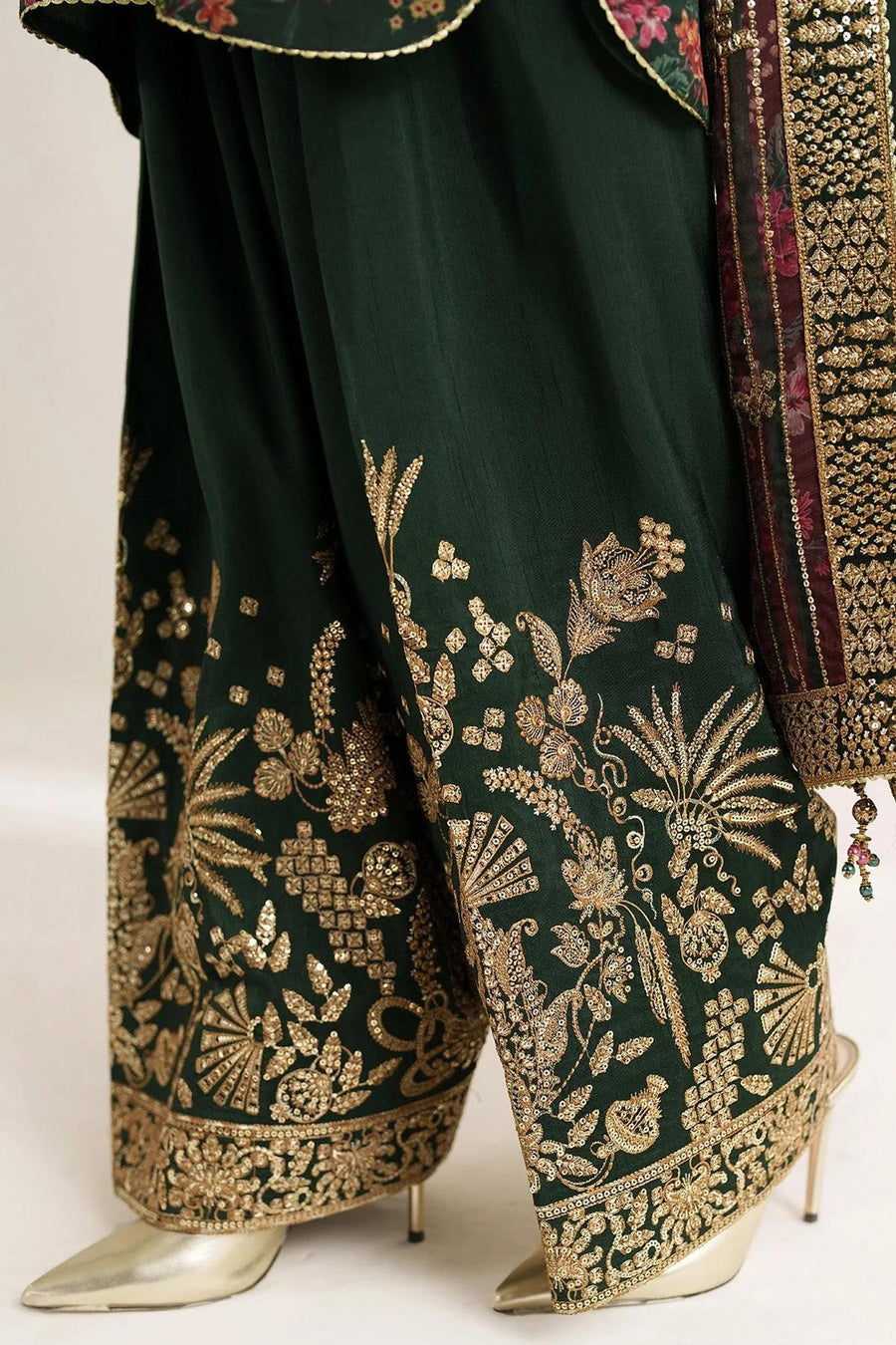 Pakistani Salwar Kameez: Dark Green Chiffon - Gold Embroidery