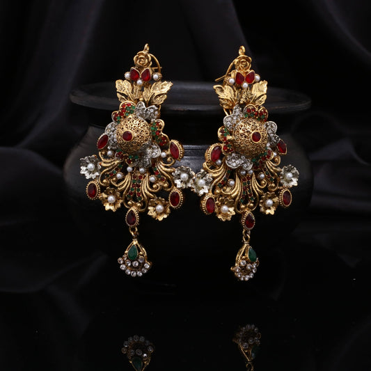 Kairi Zirconia with Crystal Earing 02 - Pehnaawaa