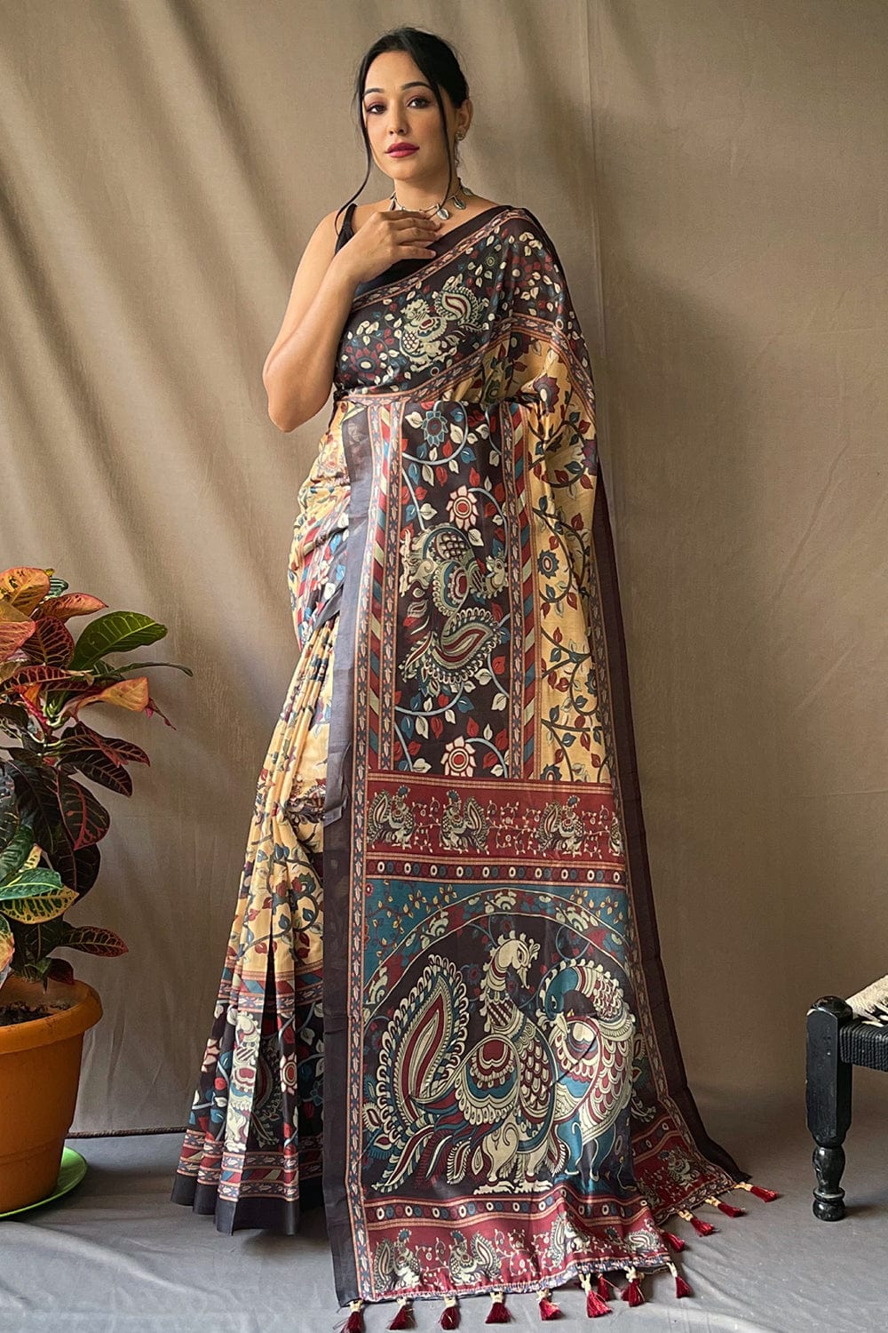 Yellow & Black Kalamkari Saree With Blouse Piece