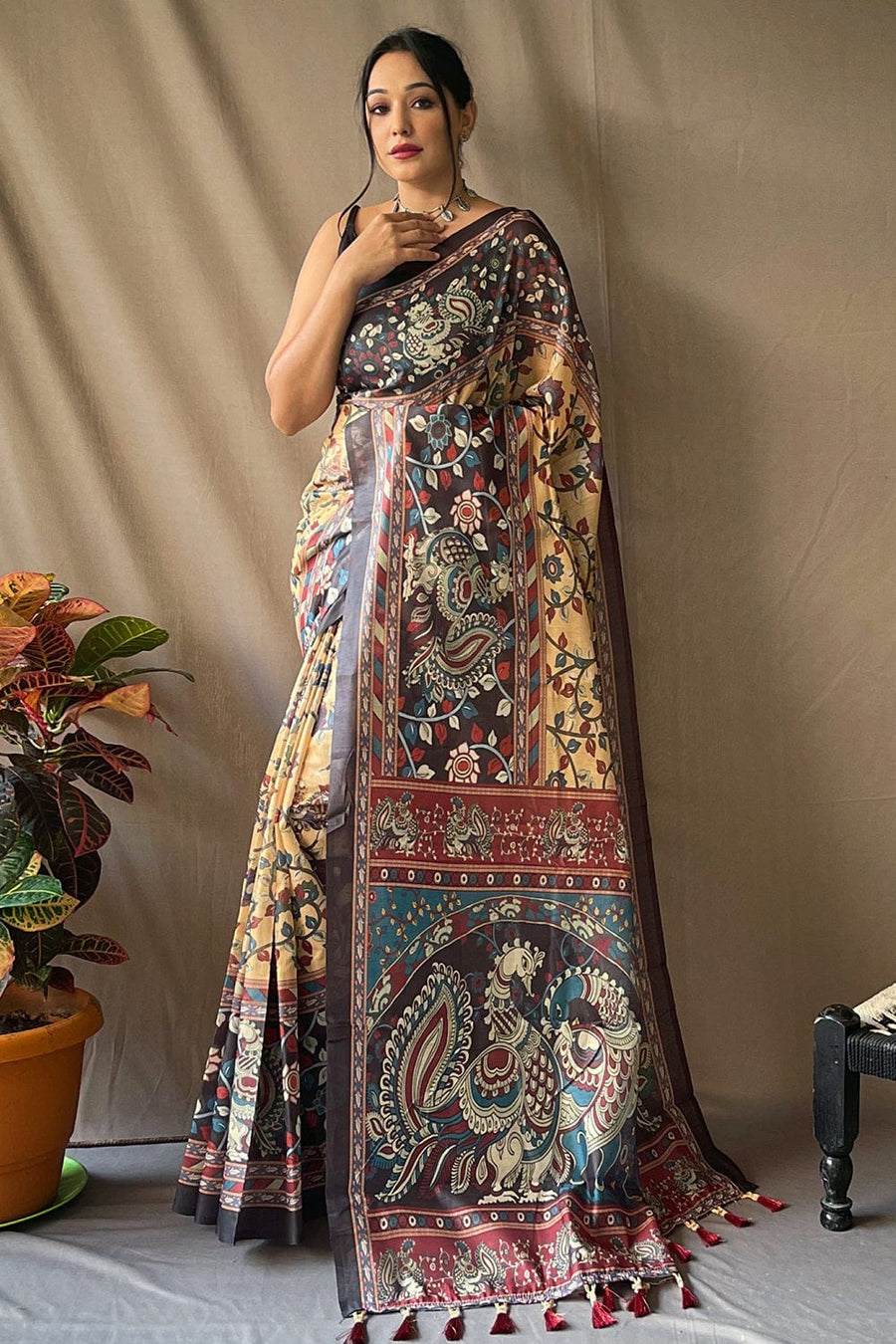 Yellow & Black Kalamkari Saree With Blouse Piece - Pehnaawaa