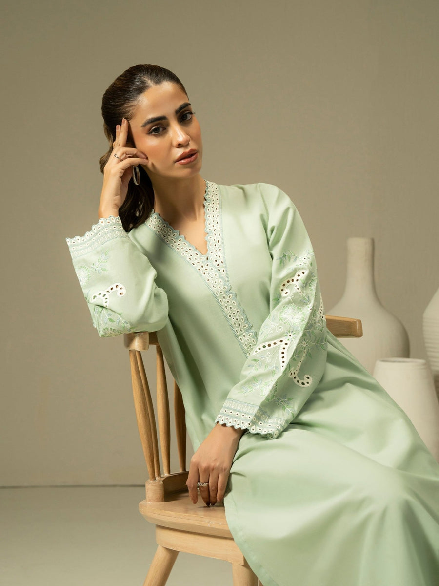 Khaddar Shirt - Embroidered (Pret) - Pehnaawaa
