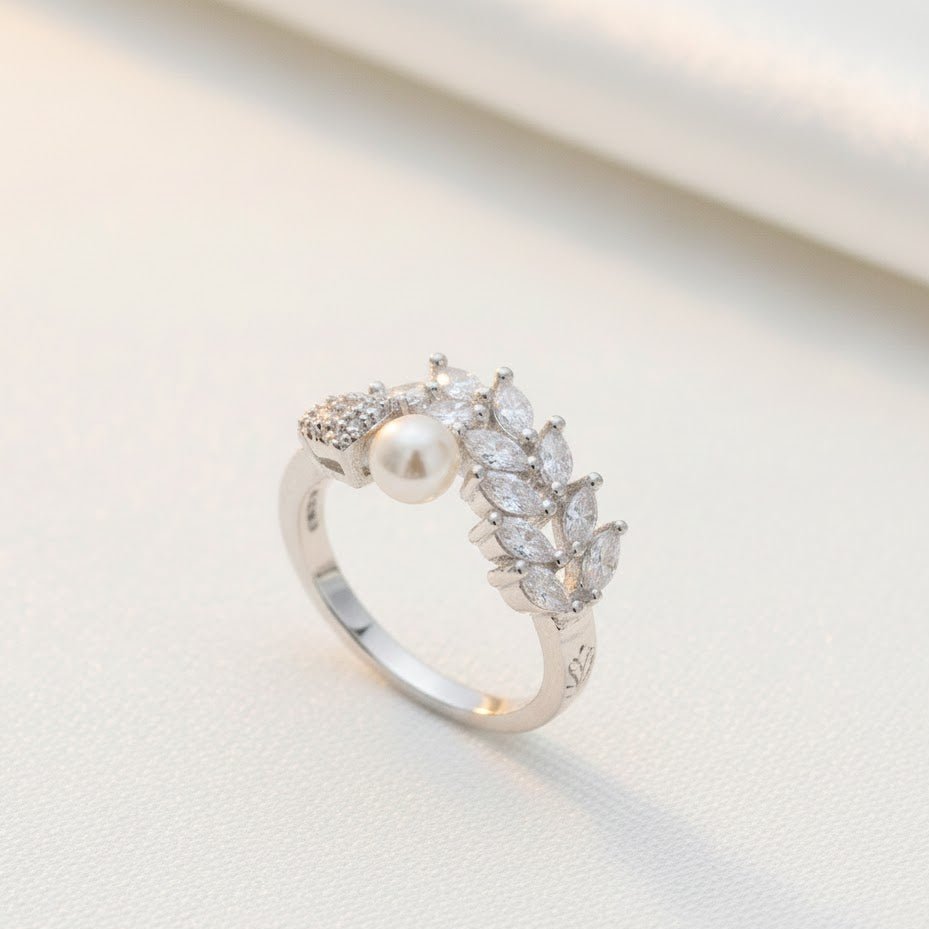 Elegant Pearl & Zirconia Ring