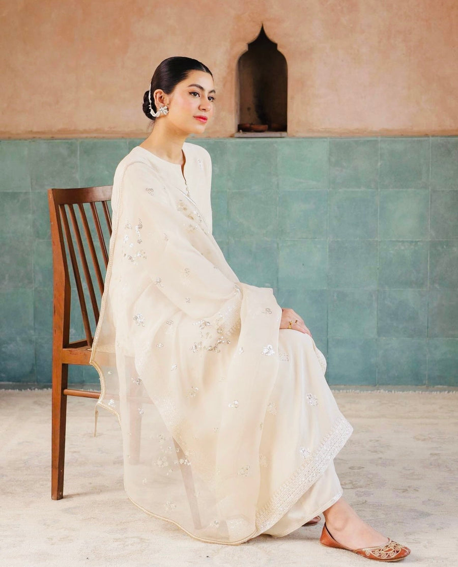 Noor-e-Eid – Festive 3 Piece Embroidered Suit for Women