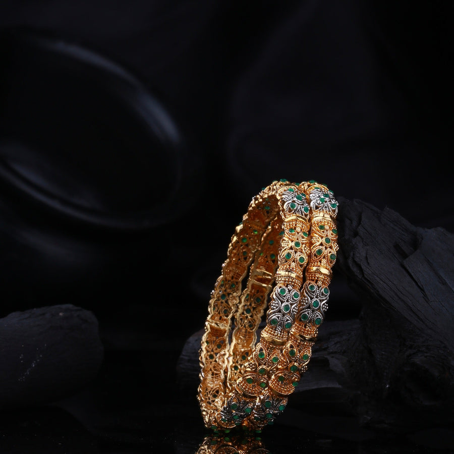Noor - e - Riwaaj Pair Bangle - Pehnaawaa