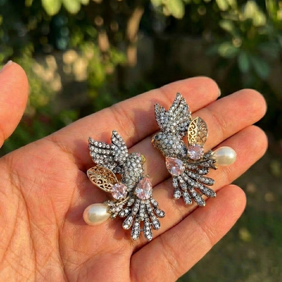 Parrot Earring - Pehnaawaa