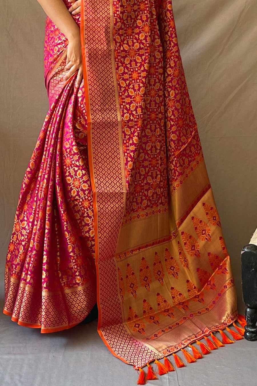 Magenta Pink Patola Saree - Pehnaawaa