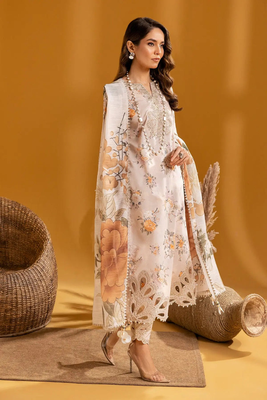 Blush Meadow – Embroidered Floral Printed Lawn 3-Piece Festive Suit - Pehnaawaa