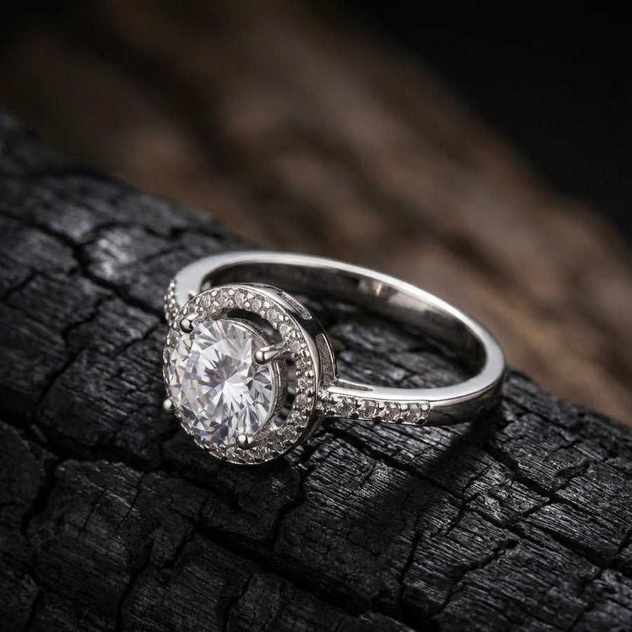 PLATINUM ROUND DIAMOND RING - Pehnaawaa