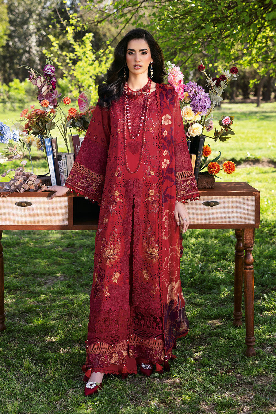 Ruby Luxe Embroidered Lawn 3-Piece Suit with Digital Printed Chiffon Dupatta - Pehnaawaa