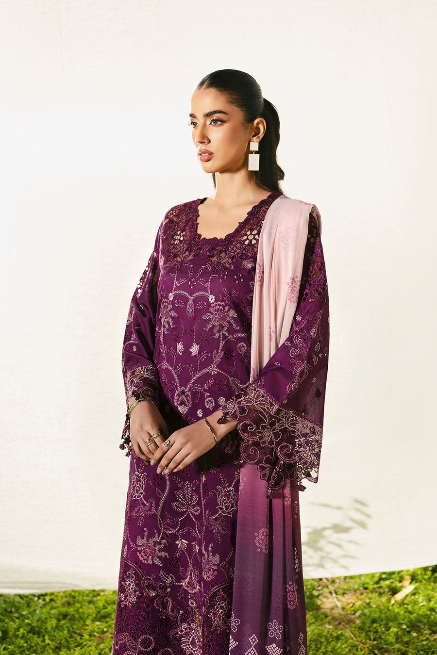 Royal Amethyst Embroidered Lawn 3-Piece Suit with Digital Printed Silk Dupatta - Pehnaawaa