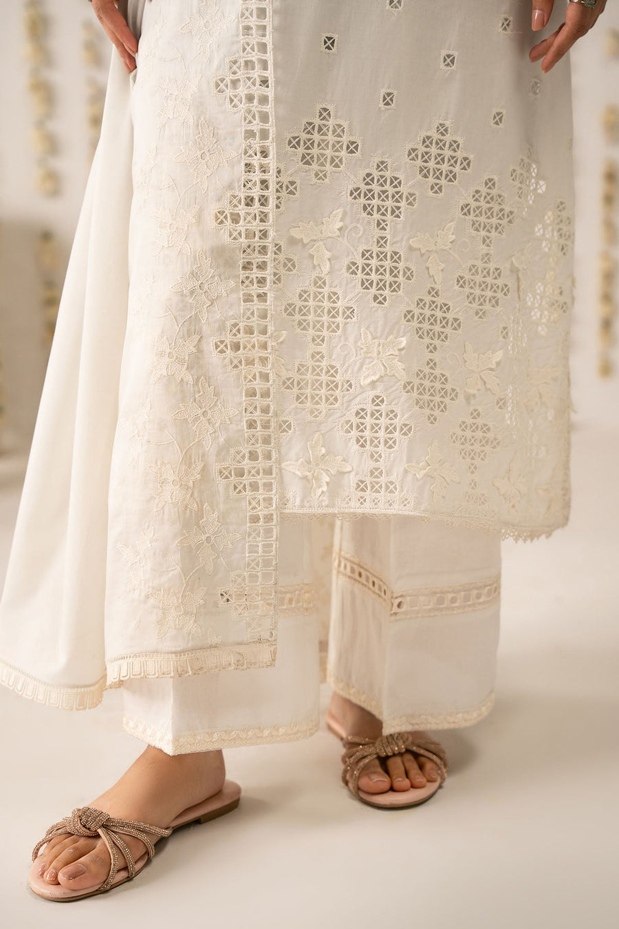 INTRICATE CHARM-2PC (SHIRT & DUPATTA) - Pehnaawaa