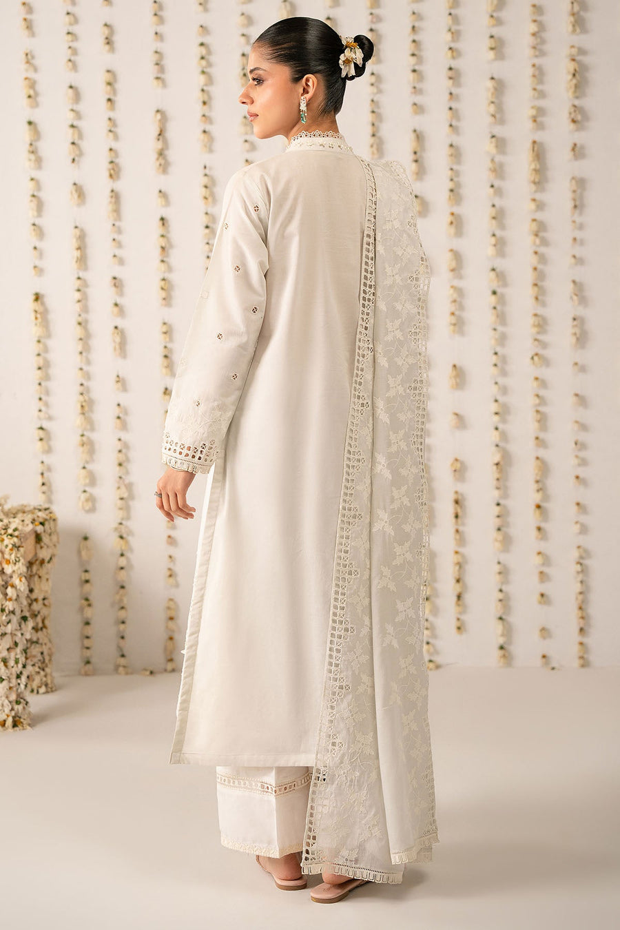 INTRICATE CHARM-2PC (SHIRT & DUPATTA) - Pehnaawaa