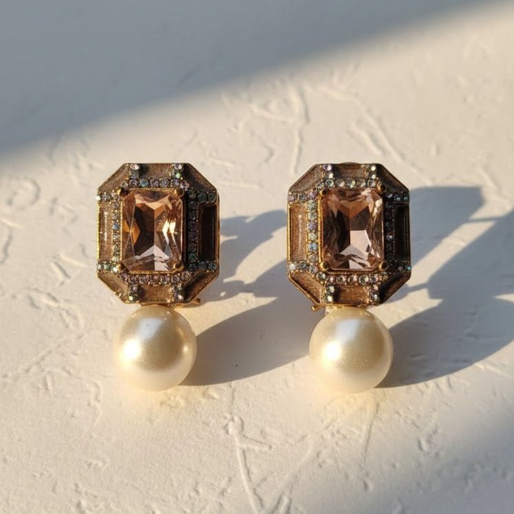 Sadaf Glow Studs - Pehnaawaa