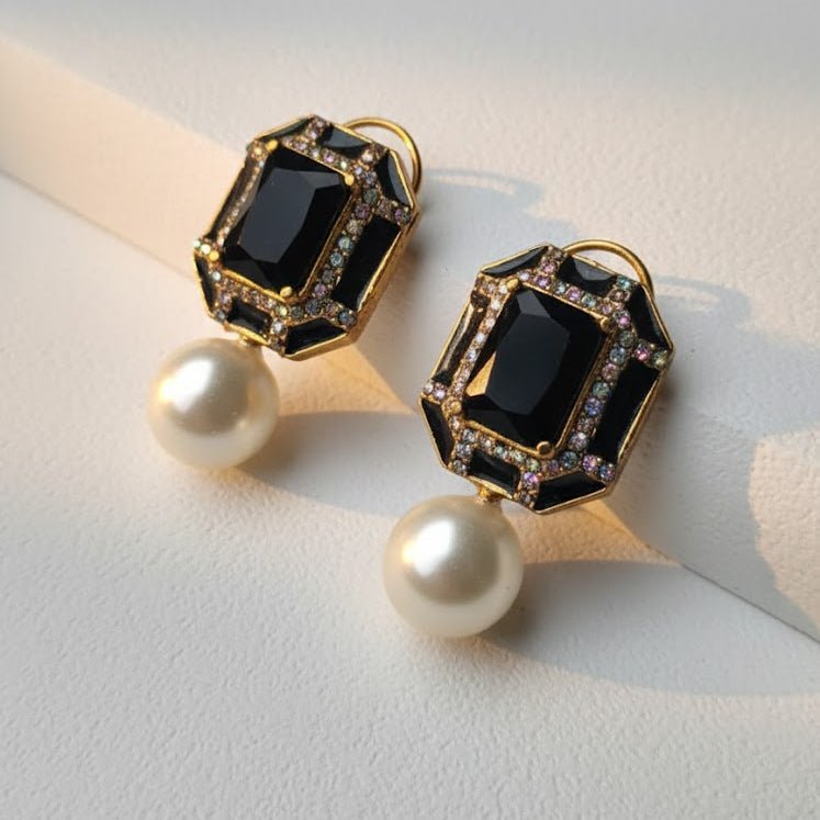 Sadaf Glow Studs - Pehnaawaa
