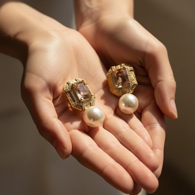Sadaf Glow Studs - Pehnaawaa