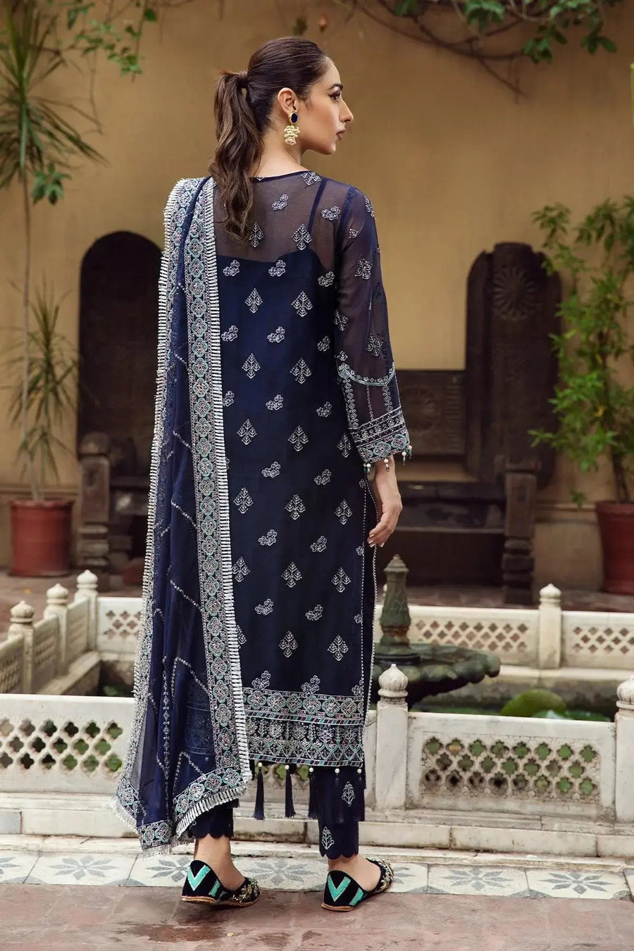 AF-CH-2076-Shaahana