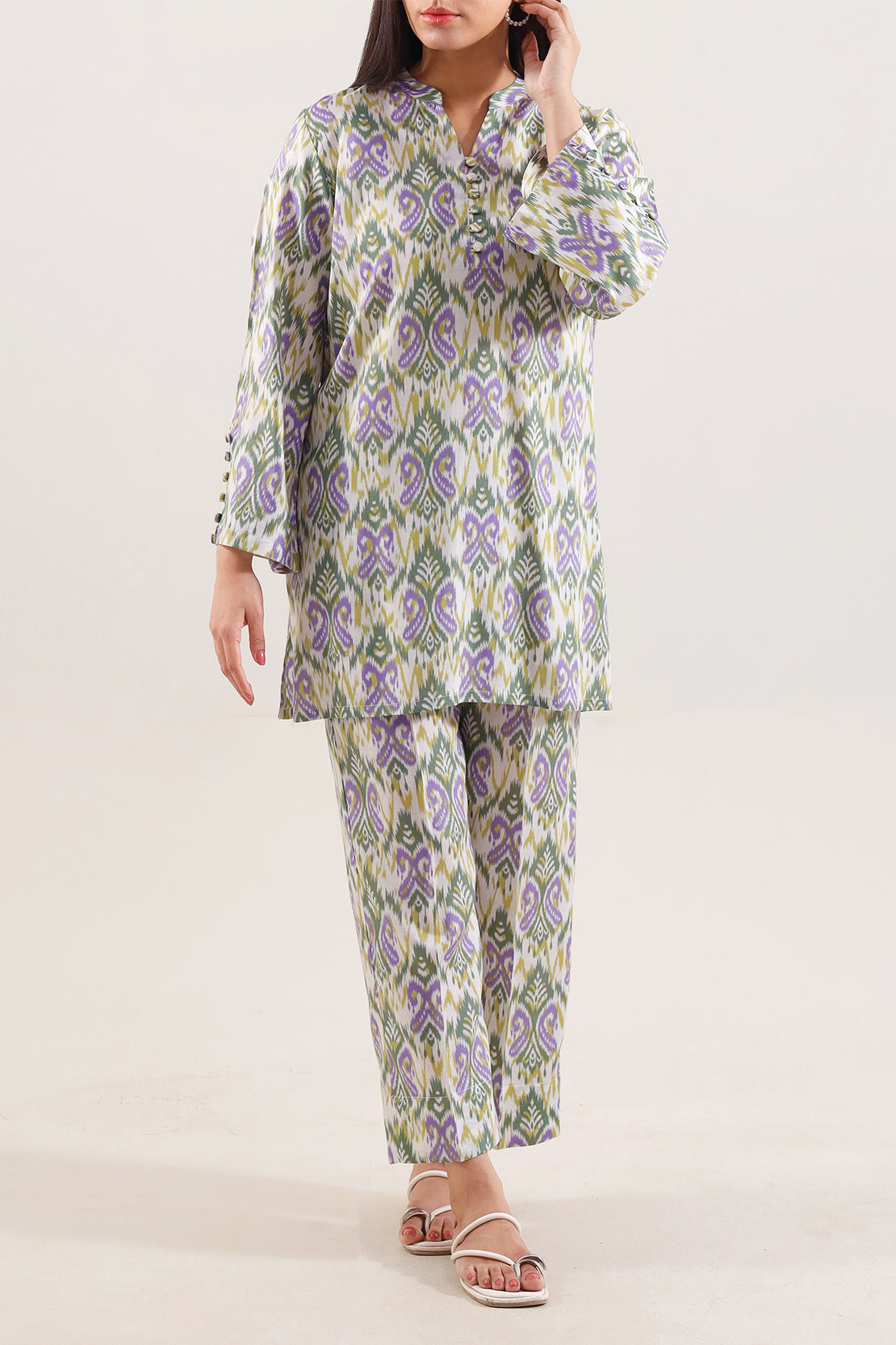 Printed Arabic Lawn Stitched 2 Piece (Shirt/Trouser)