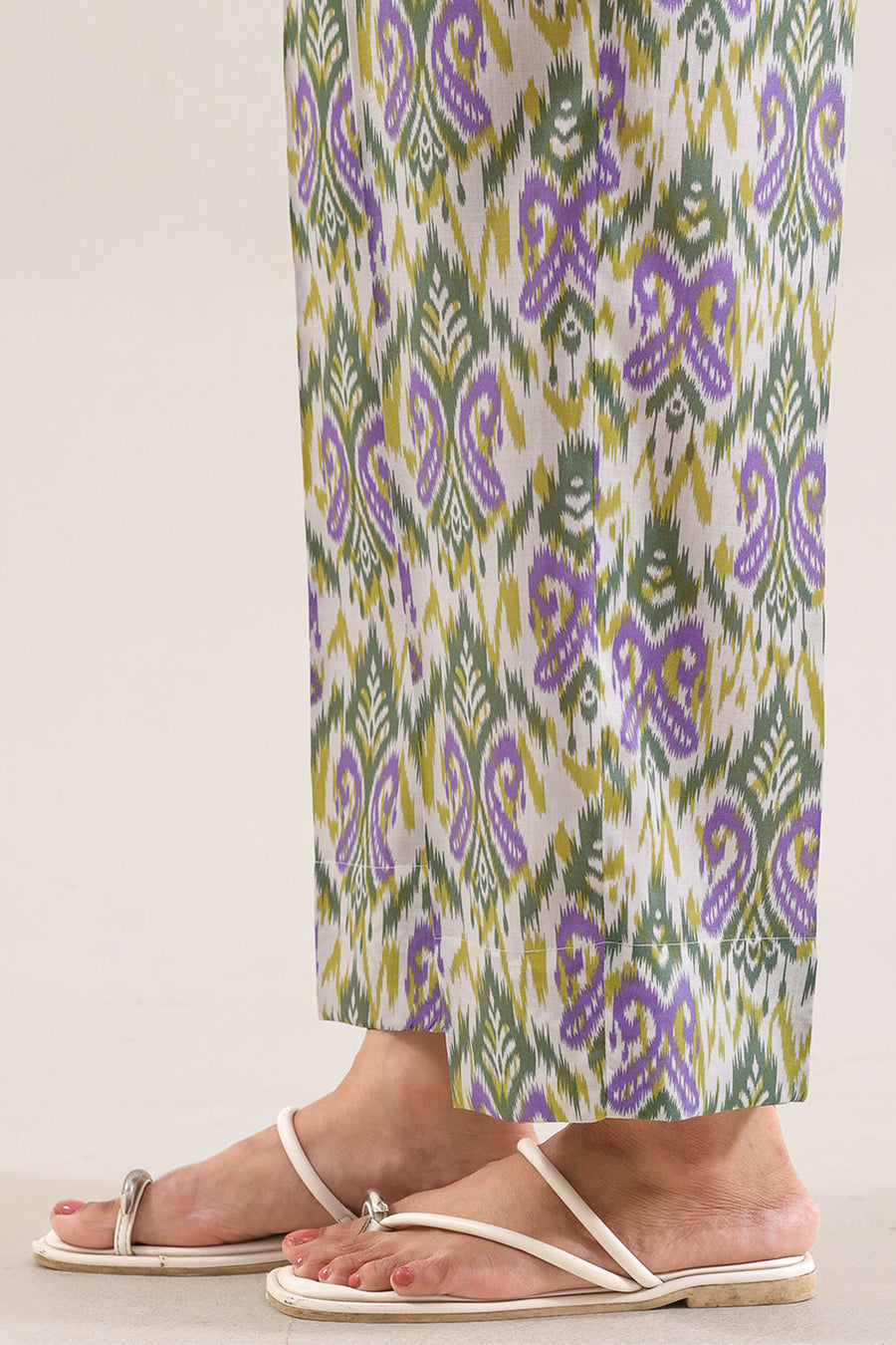 Printed Arabic Lawn Stitched 2 Piece (Shirt/Trouser) - Pehnaawaa