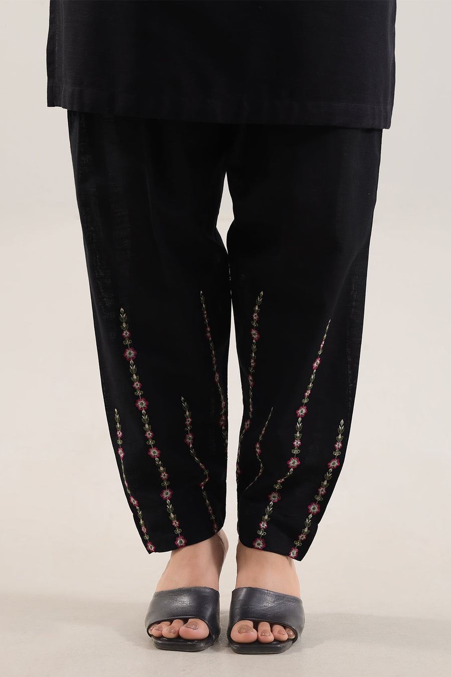 Solid Embroidered Khaddar Stitched 2 Piece (Shirt/Trouser)