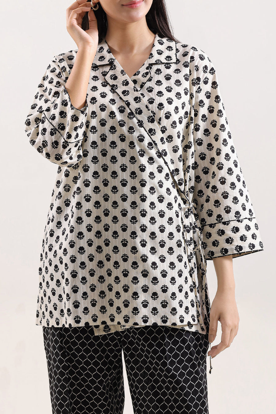 Printed Lawn Stitched 2 Piece (Shirt/Trouser) - Pehnaawaa