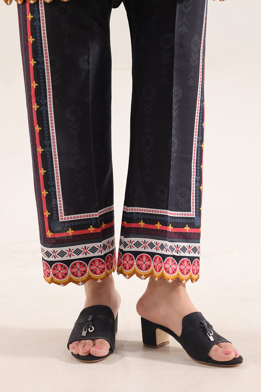 Printed Khaddar Stitched 2 Piece (Shirt/Trouser) - Pehnaawaa