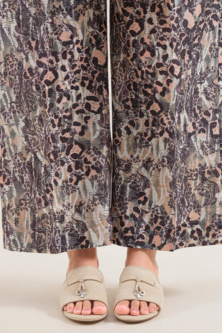 Printed Khaddar Stitched 2 Piece (Shirt/Trouser) - Pehnaawaa