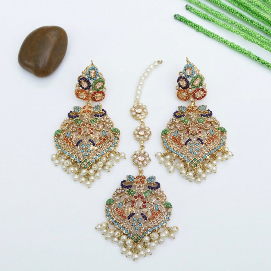 Stunning Earrings with Teeka - Pehnaawaa